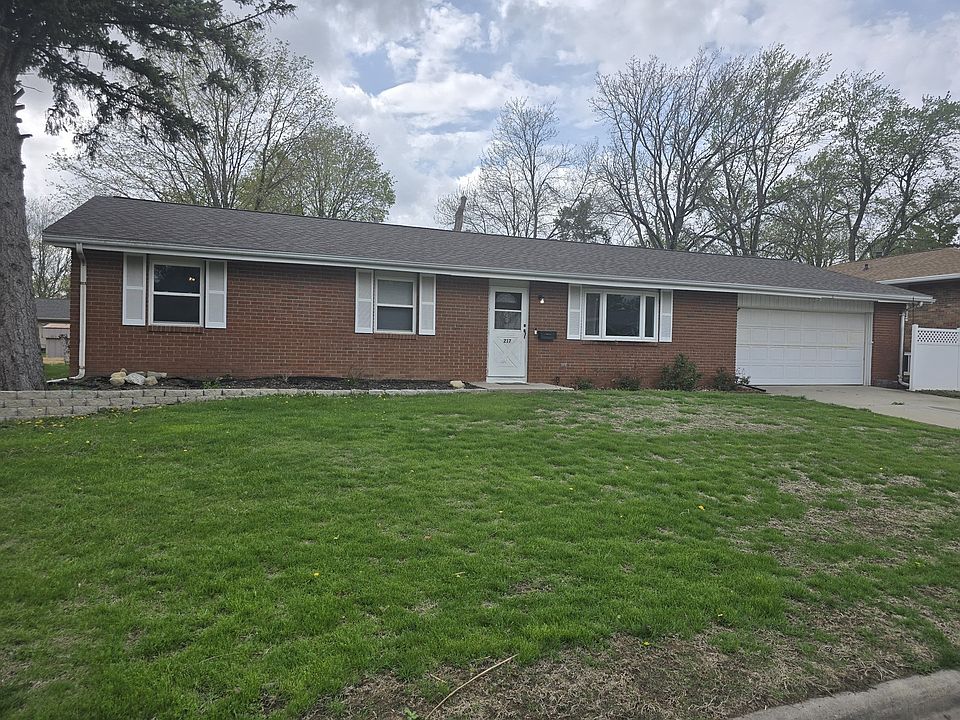 1st image of 217 Foster Dr
