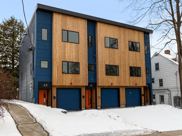 39 Adams Street, Burlington, VT 05401