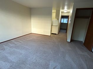 4124 11th Ave NE #2004, Seattle, WA 98105