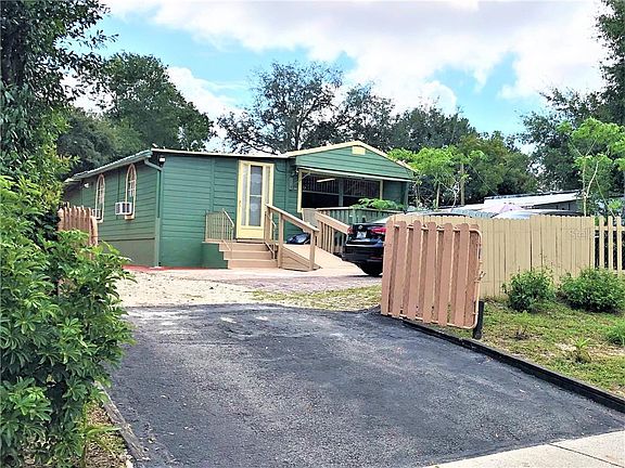 2nd image of 1462 Park Dr