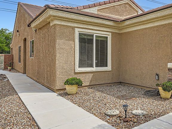 3rd image of 2324 Willow Wren Dr
