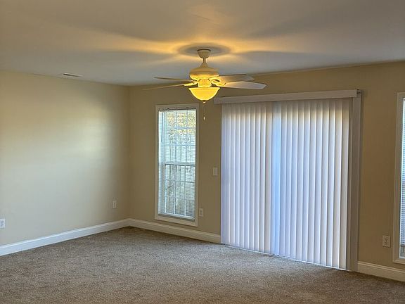 5th image of 2102 Mayberry Loop Rd APT 5