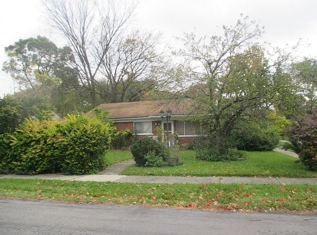1st image of 28700 Pierce Ave