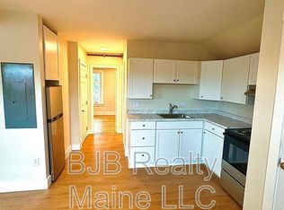 28 Revere St #6, Portland, ME 04103