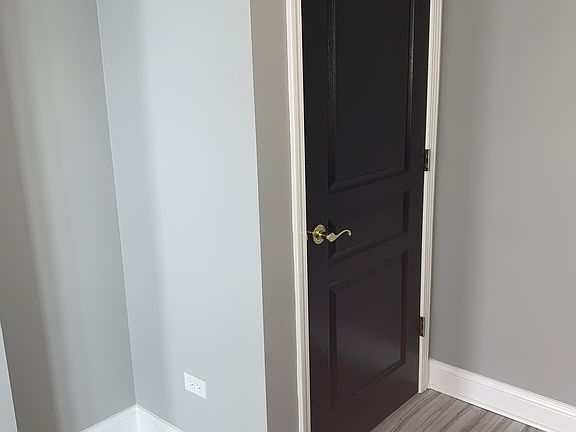 3rd image of 161 W Chatham Ln