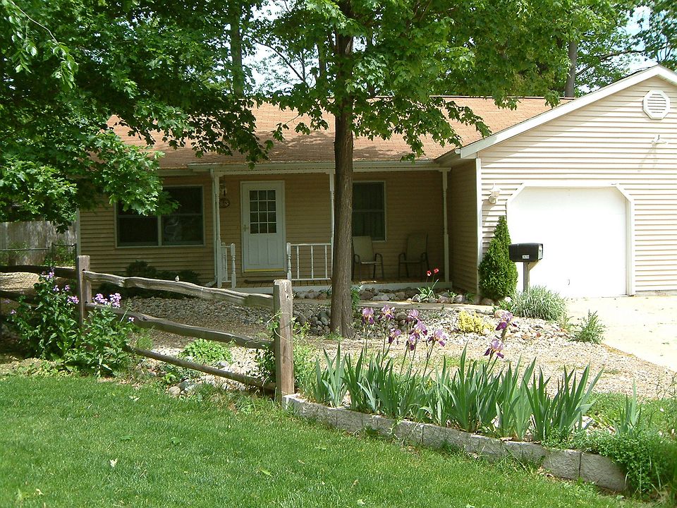 2nd image of 2618 Haskell St