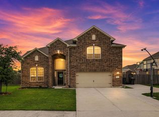 9511 White Lndg, Mont Belvieu, TX 77523