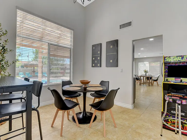 457 Compo Ave — Photo 11