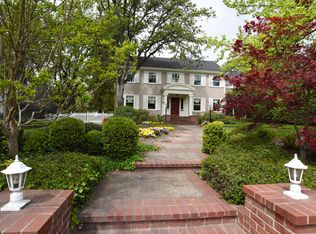 1917 E Main St, Medford, OR