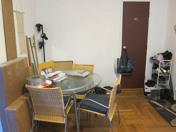 3rd image of 2319 35th St APT 2