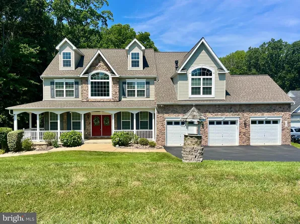 3640 Estelle Ct, Chesapeake Beach, MD 20732