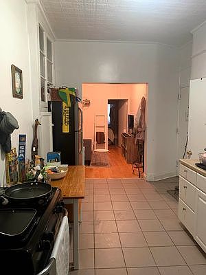4th image of 128 Linden St #1A