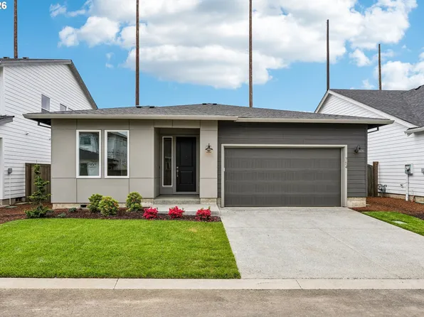 754 Magnolia Ave, Woodburn, OR 97071