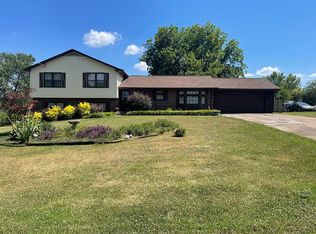 121 Fernwood Ct, Alpharetta, GA 30004