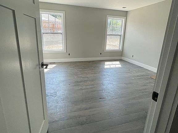 3rd image of 1431 Cobblestone Dr