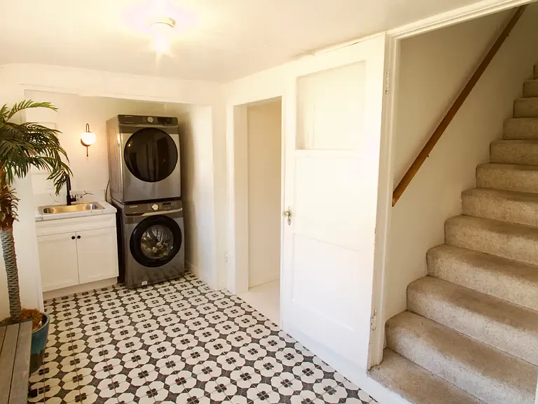 2306 Chalcedony St — Photo 25
