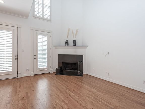 4th image of 3702 Holland Ave APT 8