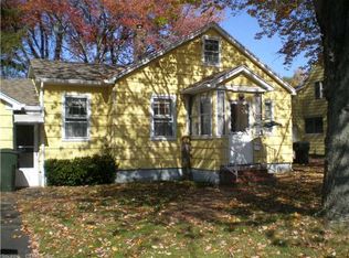 172 Oxford Dr, East Hartford, CT 06118