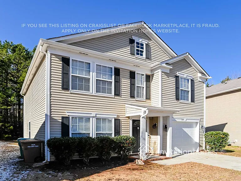 1905 Dunsmore Ln — Photo 2