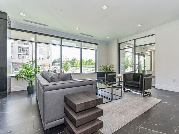 5th image of 155 Caroline St S #1112
