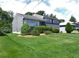 137 Bender Dr, Clifton, NJ 07013