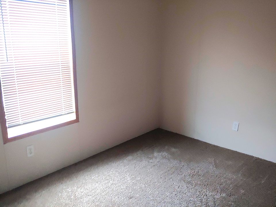 2nd image of 49453 Au Lac Dr E