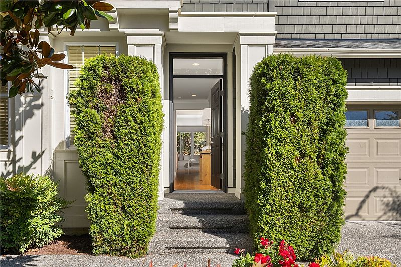 3rd image of 18316 NE 111th Street