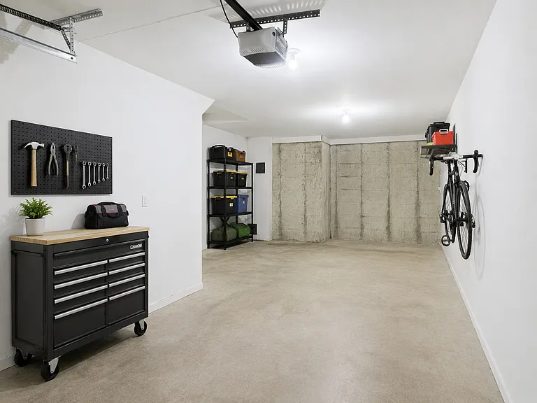 Mews at Annandale Townhomes — Photo 16