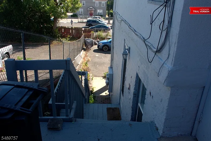 2 bed, 1.0 bath, $2,200 — Photo 3