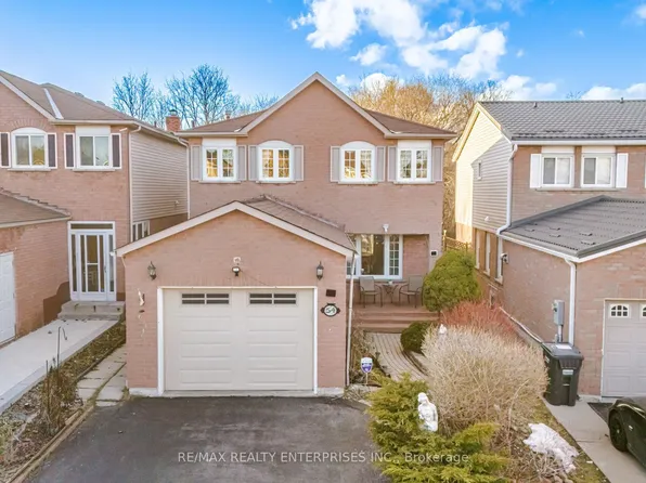 54 Niagara Pl, Brampton, ON L6S 4Y8