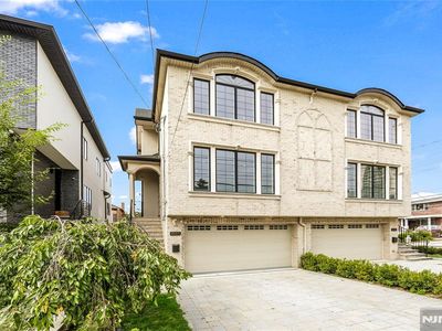 1545 13th St, Fort Lee, NJ, 07024