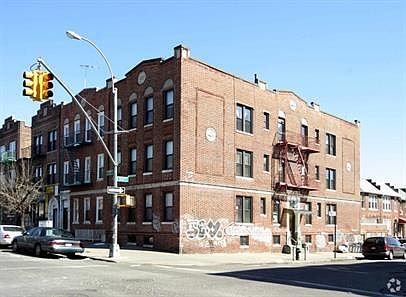 2nd image of 12350 Belcher Rd #4