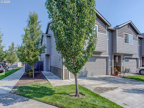 2nd image of 10900 NE 8th Cir