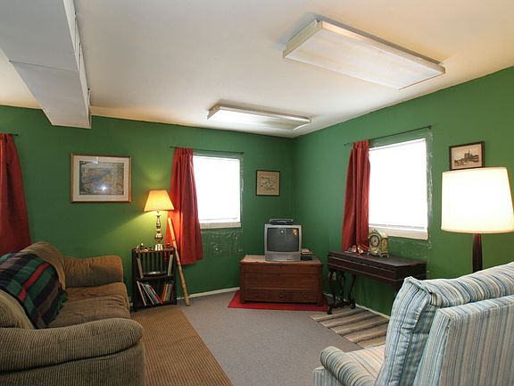 2nd image of 1119 Xenia Ave