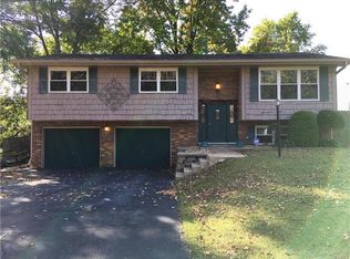 508 Leawood Dr, Swansea, IL