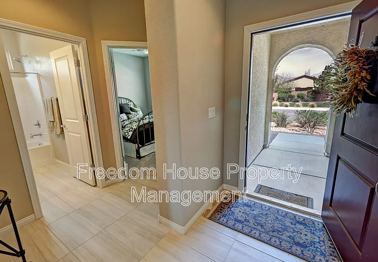 5245 E La Campana Dr — Photo 7