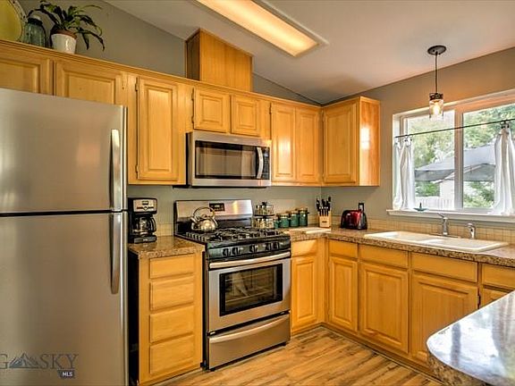 5th image of 707 Oakwood Dr