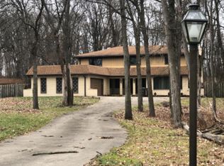 24335 S Dorothy Dr, Crete, IL 60417