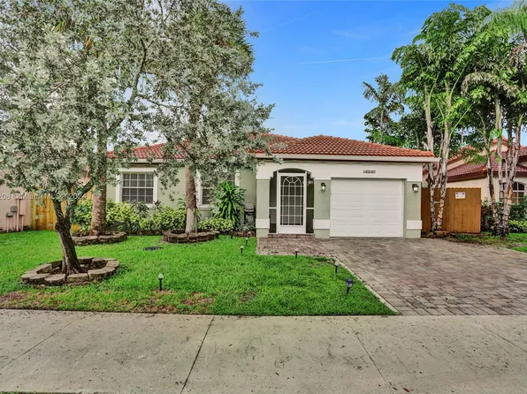 5520 NW 49th Ave, Coconut Creek, FL 33073