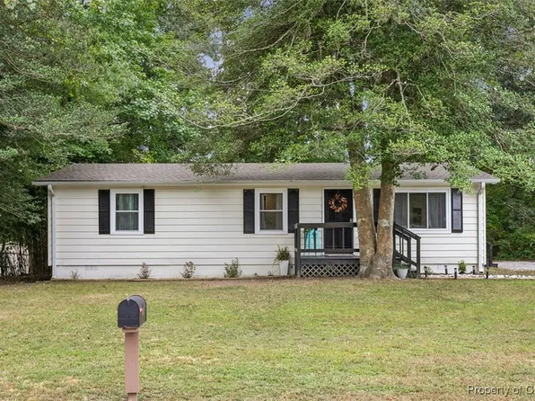 320 Leigh Rd, Yorktown, VA 23690