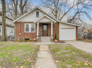 221 N Lincoln Ave, Springfield, IL 62702