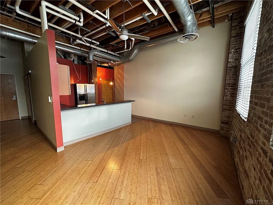 1st image of 434 E 1st St #322