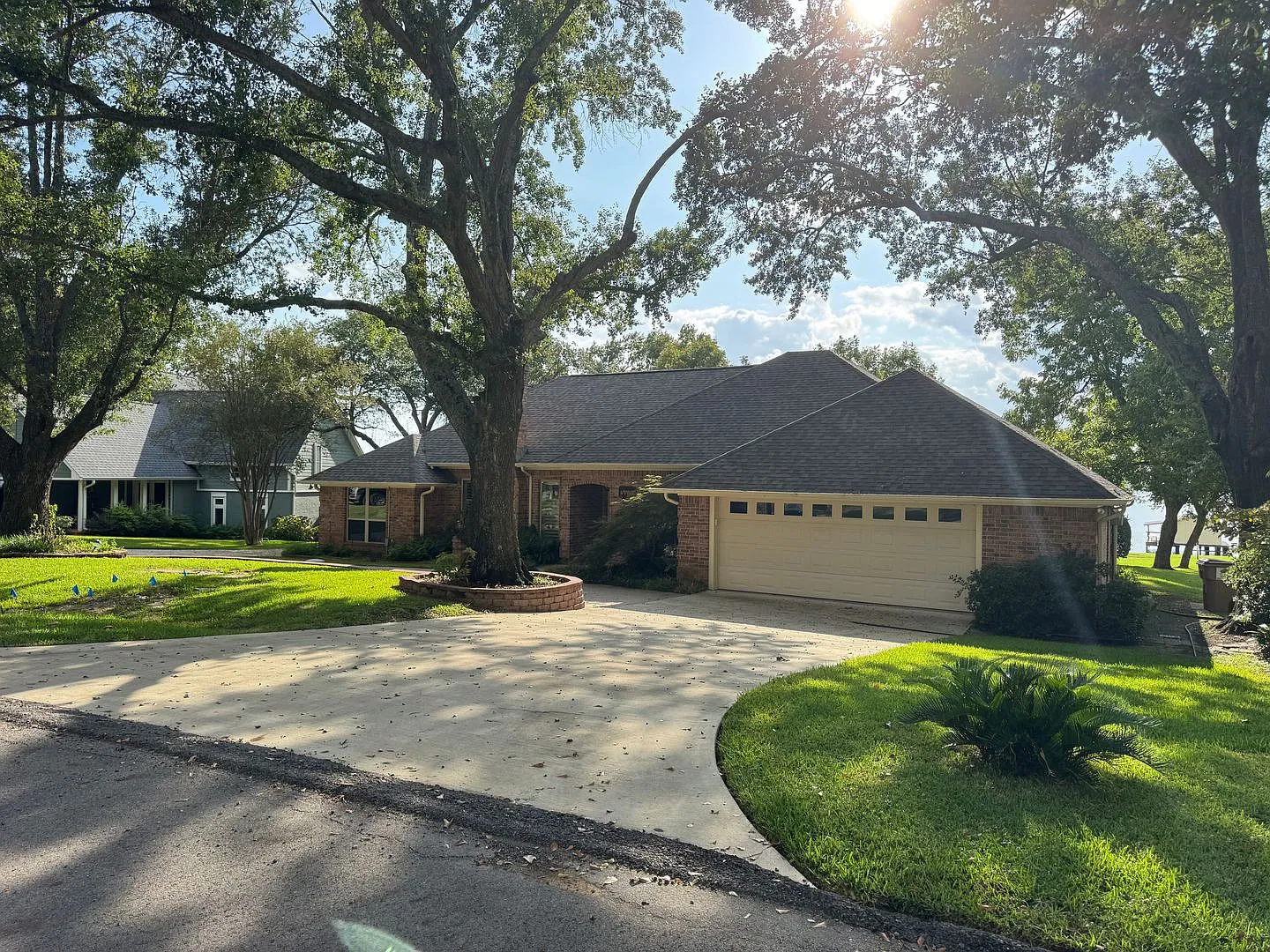 21184 Bay View Dr — Photo 2