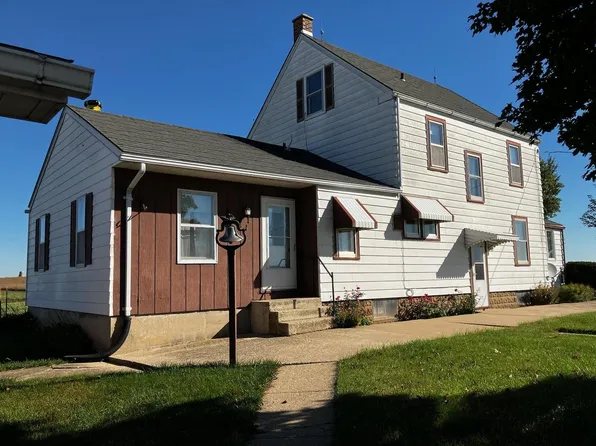 336 Lovers Lane Rd, Milledgeville, IL 61051