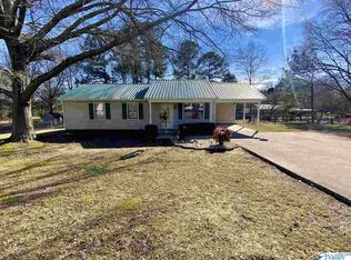1002 Rhodes St NW, Hartselle, AL 35640
