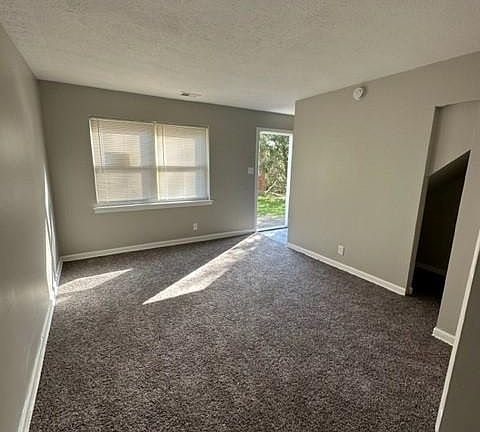2nd image of 2232 Liverpool Ln APT 1
