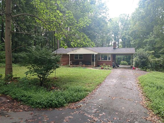 2nd image of 132 Phillips Cir