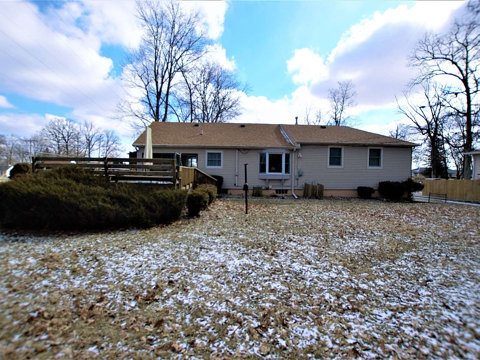 2nd image of 6624 Hessen Cassel Rd