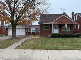 8309 Rosedale Blvd, Allen Park, MI 48101