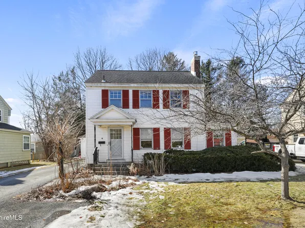 16 Chester St, Pittsfield, MA 01201